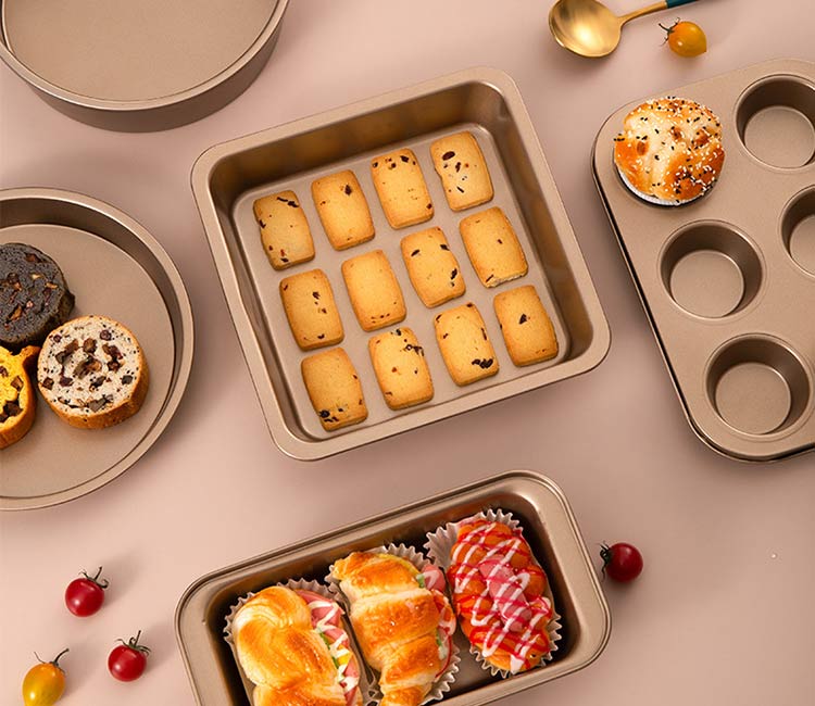 PFOA-free carbon steel baking pans