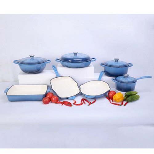 Enameled cast iron Dutch oven