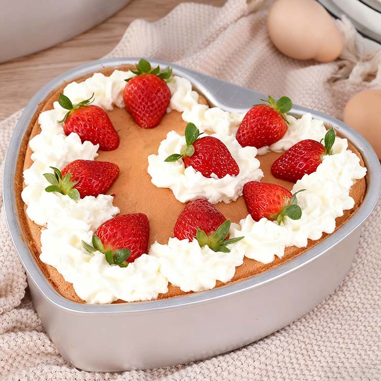 Aluminium Cake Moulds